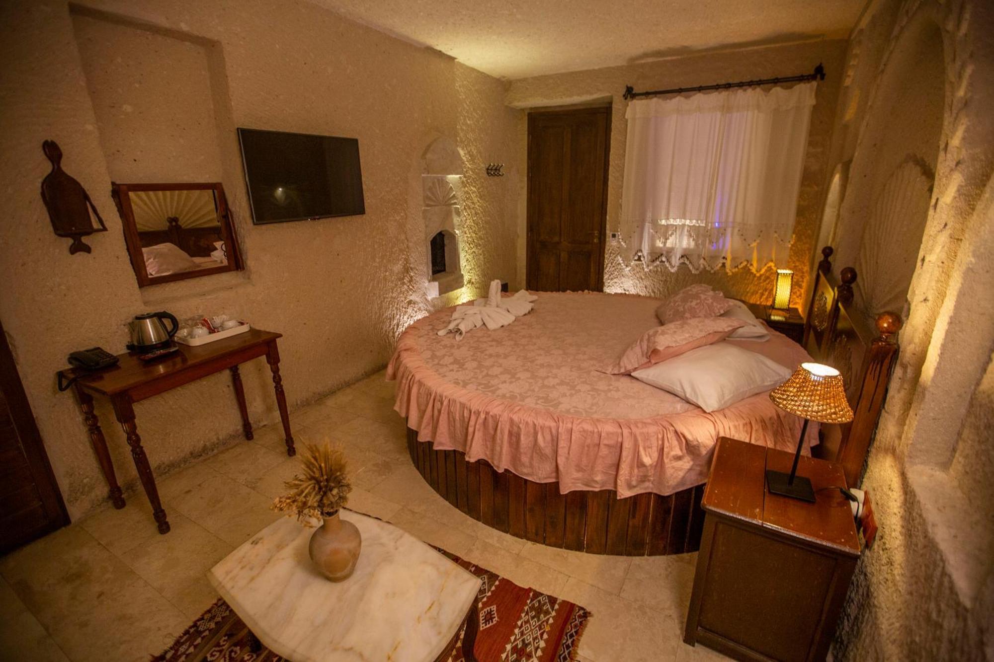 Hermes Cave Hotel Uchisar Room photo