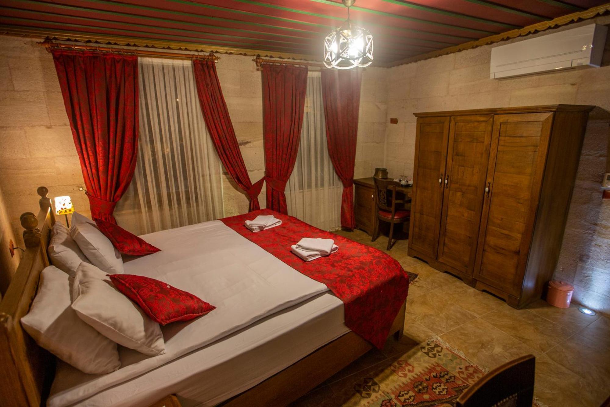Hermes Cave Hotel Uchisar Room photo